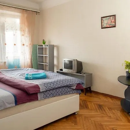 53 Вулиця Данила Щербаківського Apartment Kyiv Exterior photo