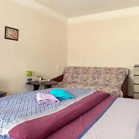 53 Вулиця Данила Щербаківського Apartment Kyiv Exterior photo