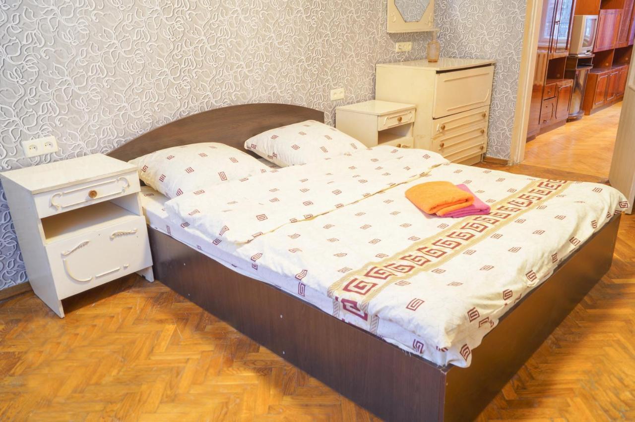 53 вулиця данила щербаківського דירה *
